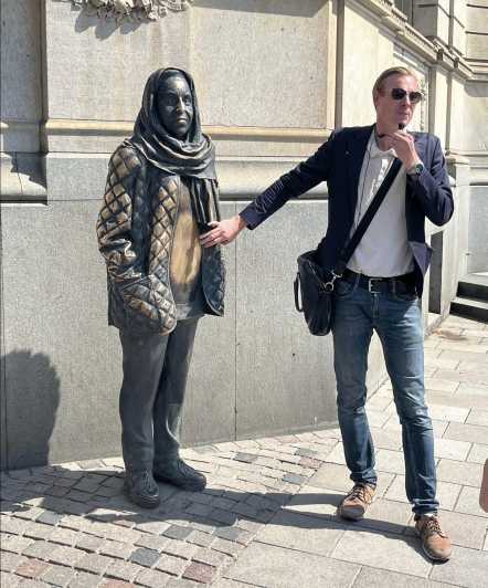 Stockholm: Modern City Walking Tour with Local Guide - Raoul Wallenberg Square and Berzelii Park