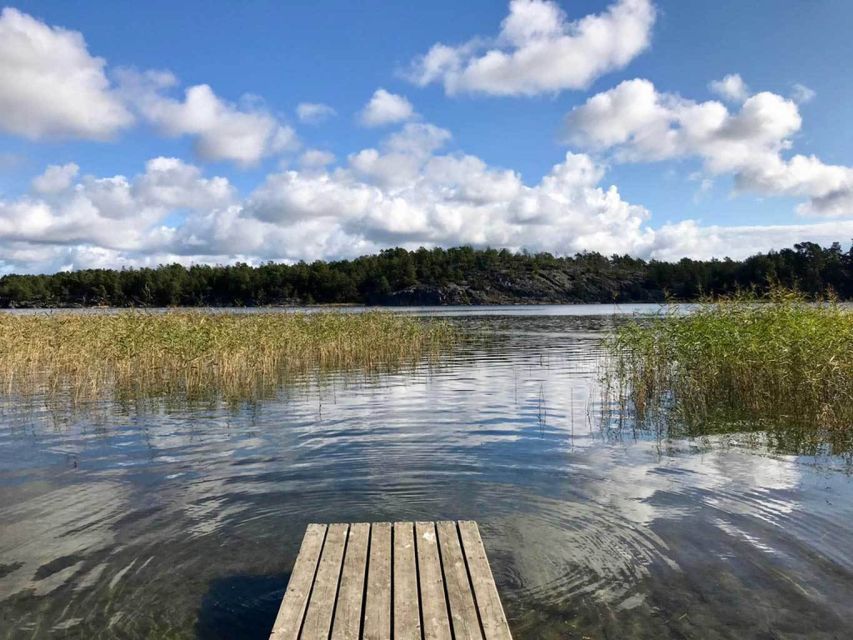 Stockholm: Morning Kayak Tour in the Archipelago with Lunch - The return paddle and Swedish fika