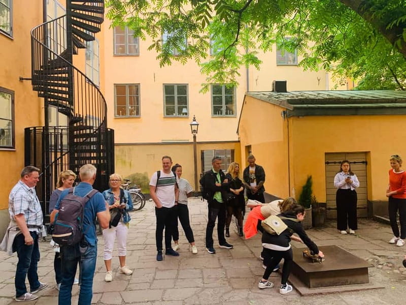 Stockholm: Old Town Guided Walking Tour (English / Deutsch) - Five useful things to know before you book