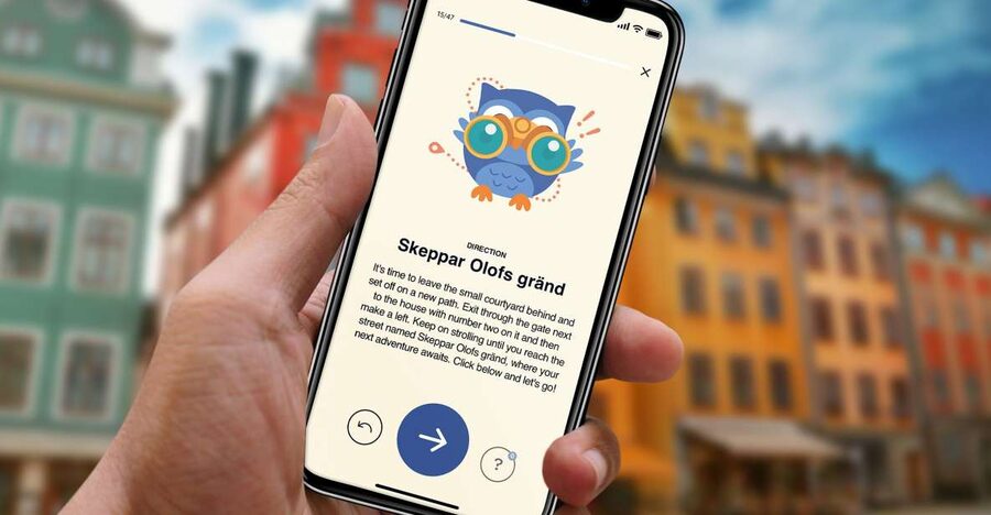 Stockholm: Old Town Self-Guided Tour Learn and solve Puzzles - One booking code for the group