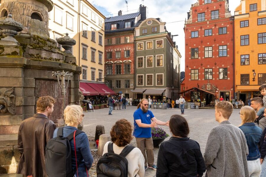 Stockholm: Old Town Walking Tour w/ Vasa Museum & Boat Ride - Arriving at the Vasa Museum