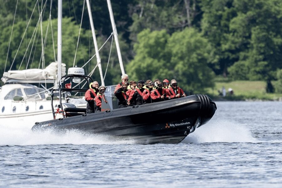 Stockholm: RIB Speed boat tour incl. island visit - Who will enjoy this trip most