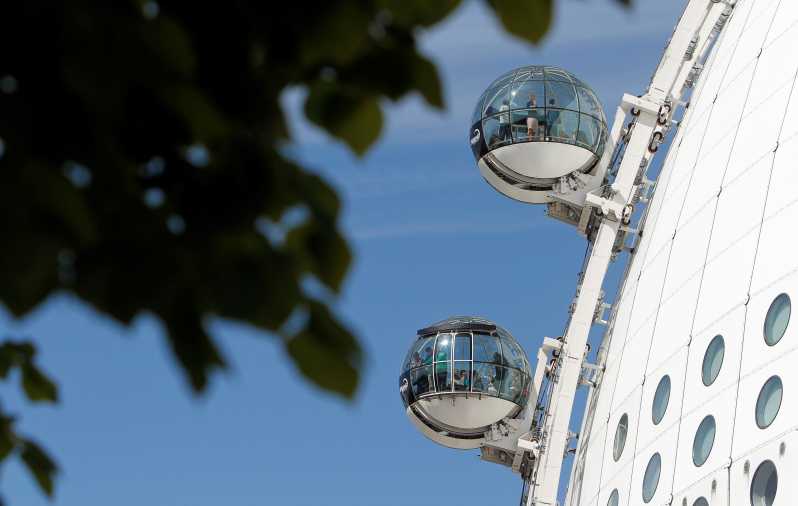 Stockholm: SkyView Glass Gondola Ride - The ride down and the end of the visit