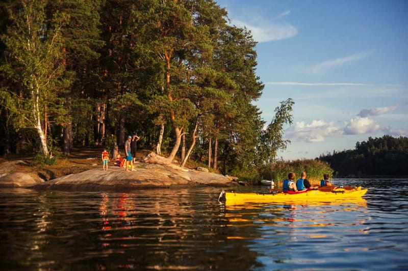 Stockholm: Sunset Archipelago Kayaking & Toast on the Water - What the guides add to the outing