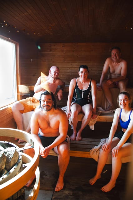 Stockholm: Traditional Sauna & Polar Plunge in Baltic Sea - The five-minute introduction and getting ready