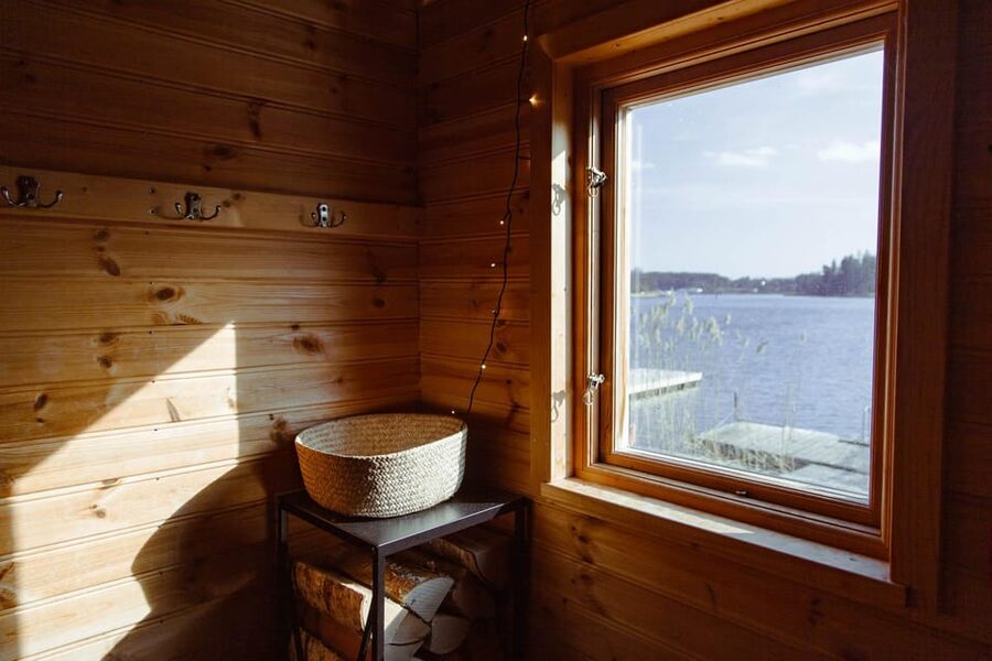 Stockholm: Traditional Sauna & Polar Plunge in Baltic Sea - Who should choose this activity?
