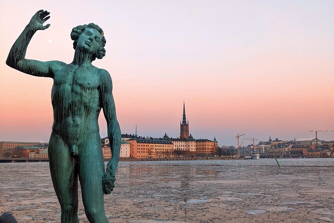 Stockholm Walking Tour – Gamla Stan Highlights - Riddarhuset and the power of the nobility