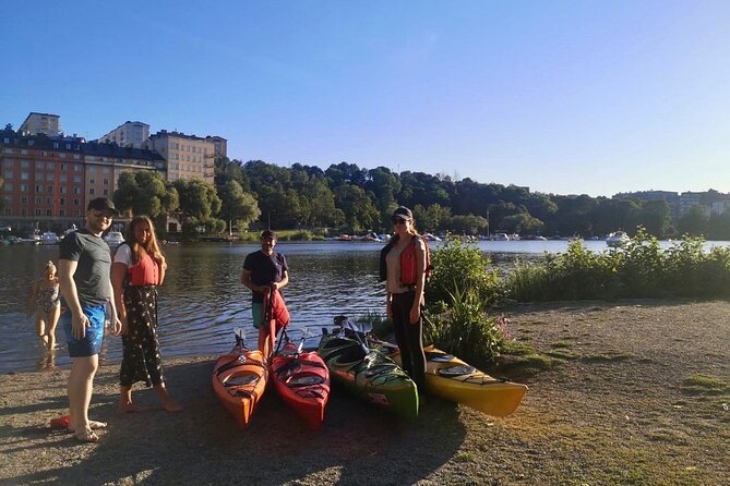 Sunset Kayak Tour in Central Stockholm and Swedish Fika - Paddling through central Stockholm