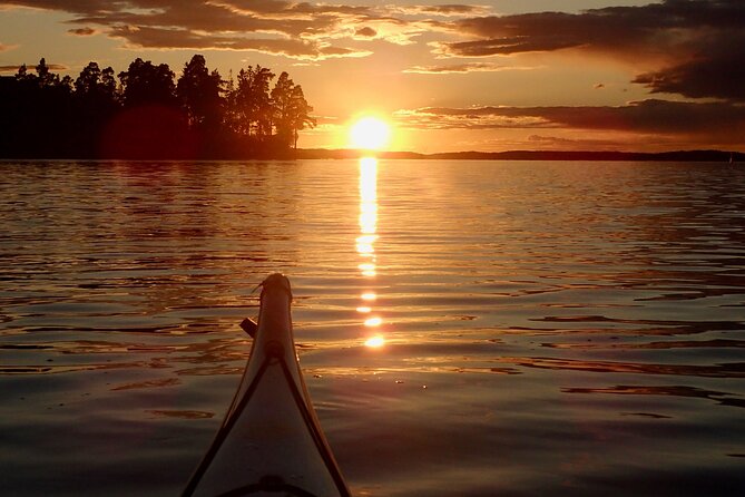 Sunset kayak tour with fika on Stockholms lakeside - What the kayak portion feels like