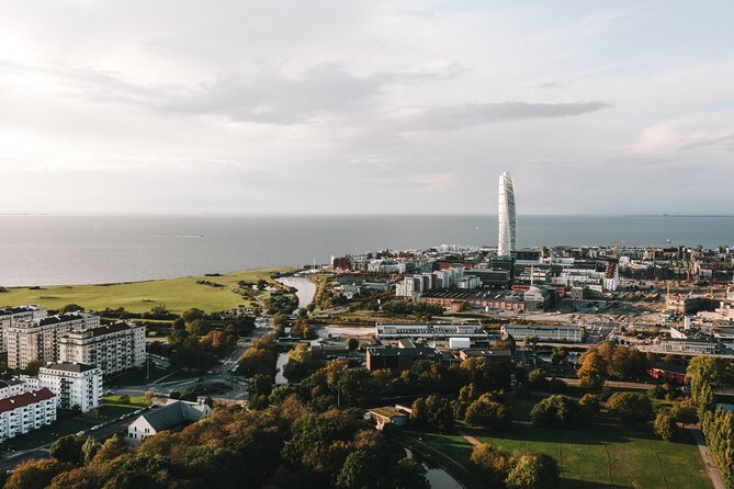 Surprise Walk of Malmö with a Local - The Castle Mill and a surprising Dutch-style view