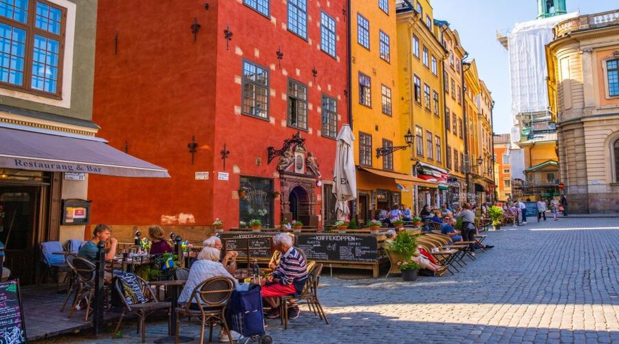 Swedish Beer Tasting Tour in Stockholm Old Town Pubs - Practical details that affect your choice