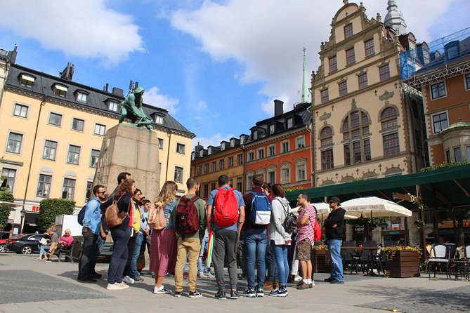 Walking Tour of Stockholm Old Town - Storkyrkan and the story of Saint George