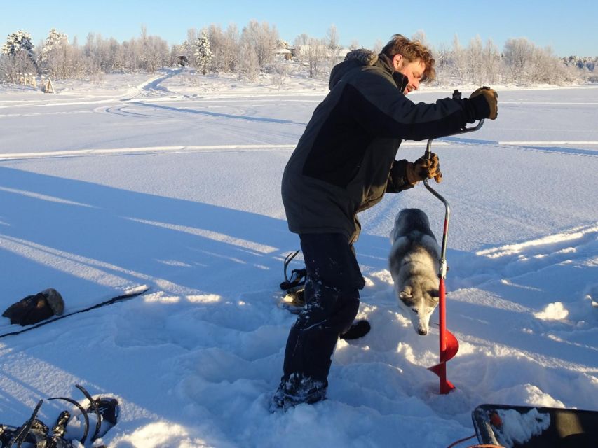 Wilderness Tour with Snowmobile & Ice Fishing - The second ride and the trip back
