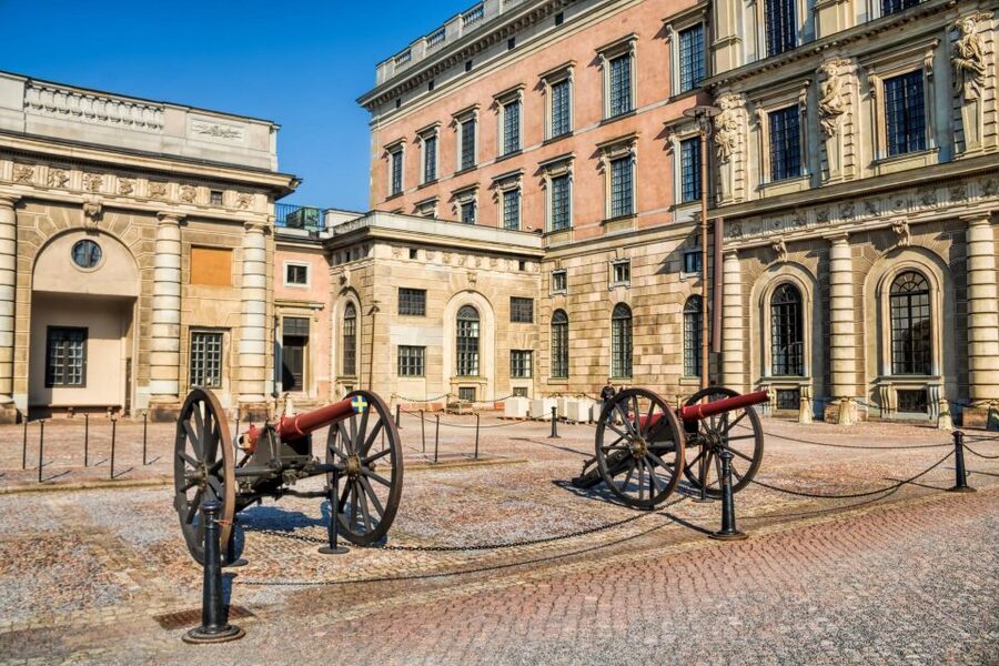 World War II Stockholm Old Town Walking Tour and Army Museum - The Remembrance Path and Raoul Wallenberg